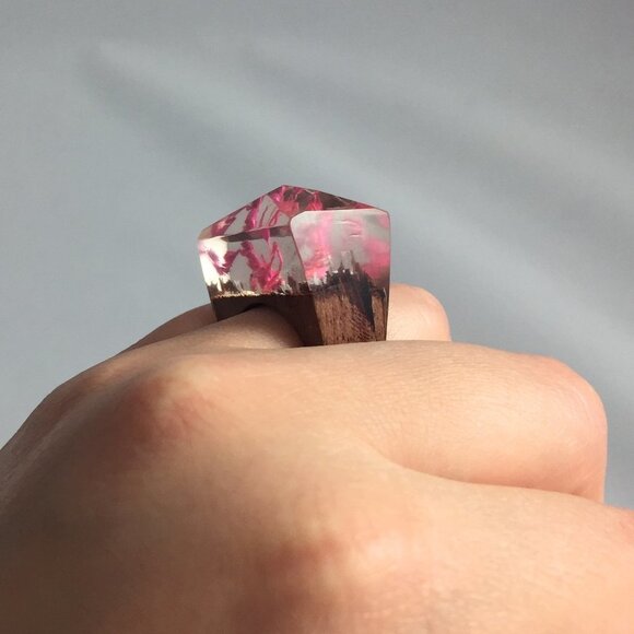 Jewelry ring statement wood wooden pink flower nature size 7 fashion new - Picture 2 of 7